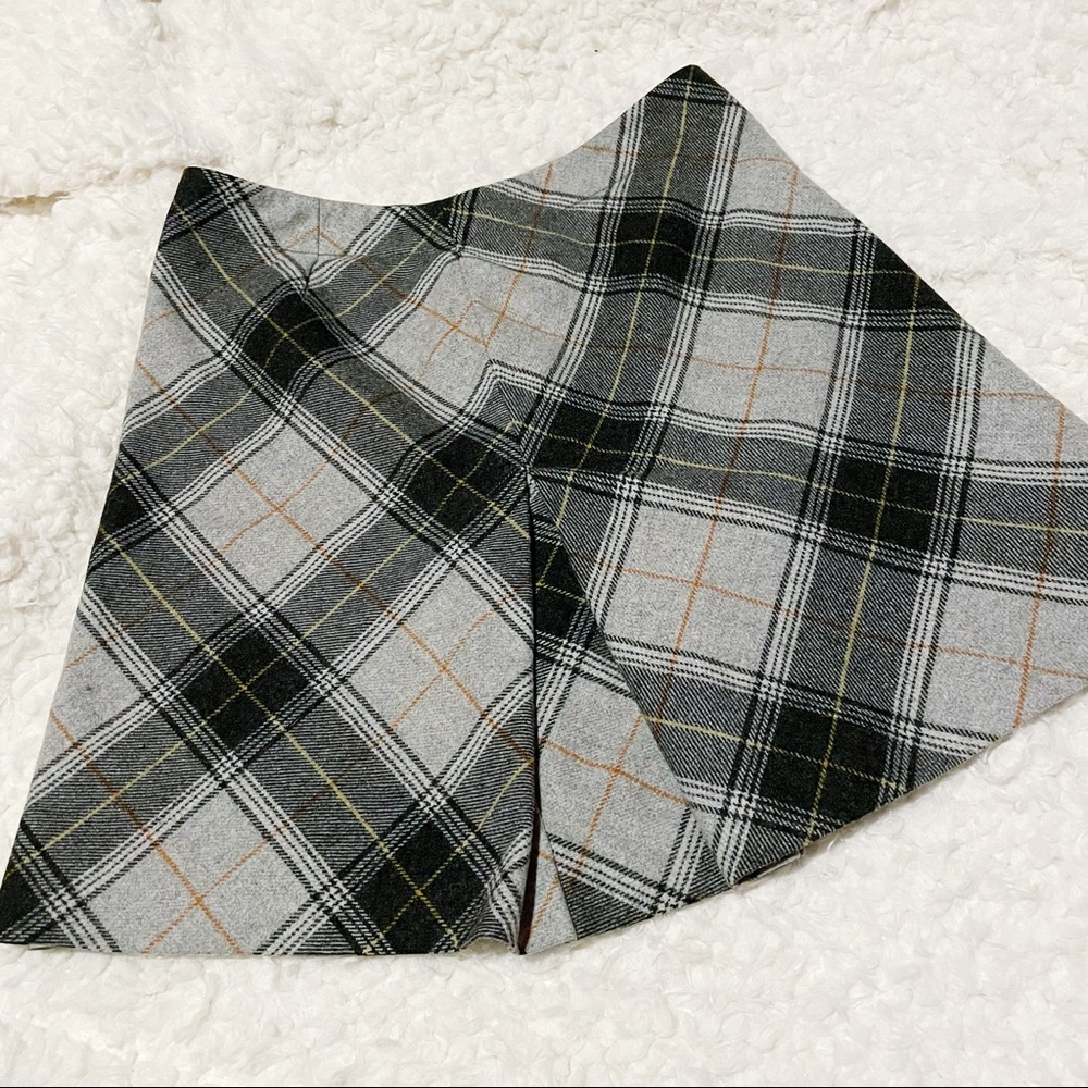 plaid mini skirt